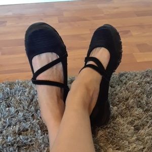 Black sketches fit foam, 7.5